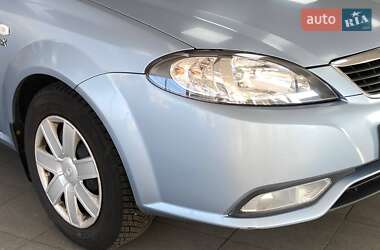Седан Daewoo Gentra 2013 в 