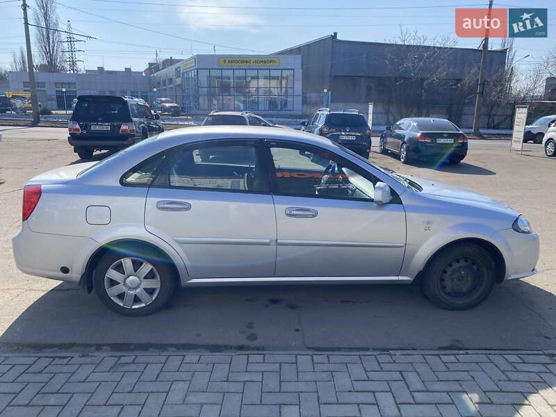 Седан Daewoo Gentra 2014 в Николаеве