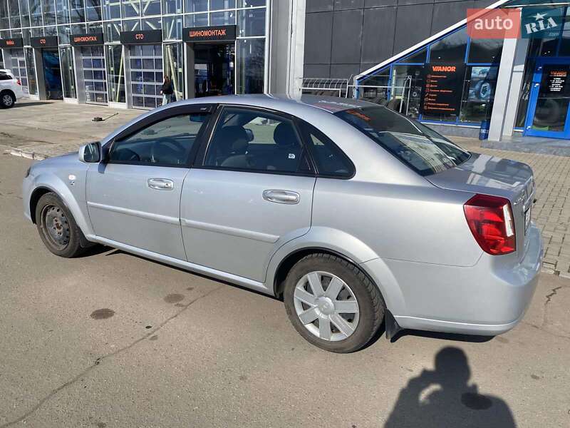 Седан Daewoo Gentra 2014 в Николаеве