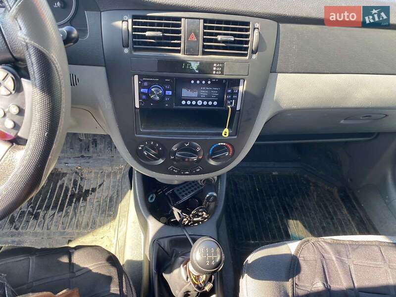 Седан Daewoo Gentra 2014 в Николаеве