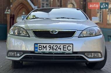 Седан Daewoo Gentra 2013 в 