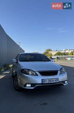 Седан Daewoo Gentra 2014 в 