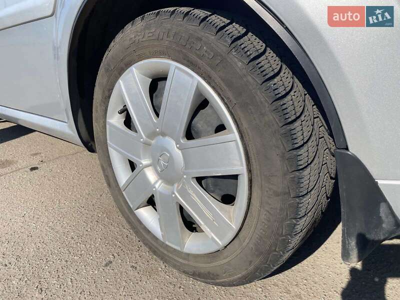 Седан Daewoo Gentra 2014 в Миколаєві