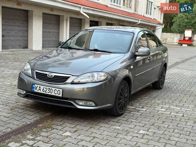 Седан Daewoo Gentra 2014 в 