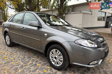 Седан Daewoo Gentra 2013 в 