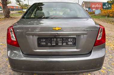 Седан Daewoo Gentra 2013 в 