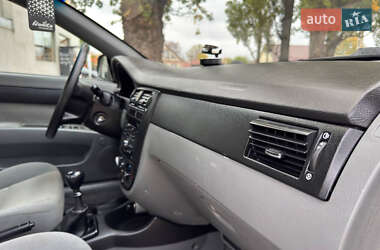 Седан Daewoo Gentra 2013 в 