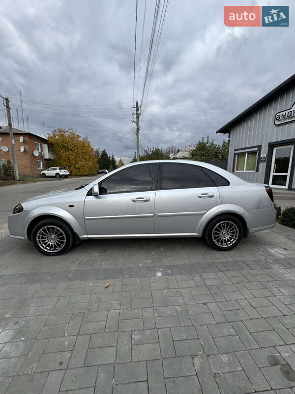 Седан Daewoo Gentra 2014 в Полтаві