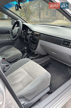 Седан Daewoo Gentra 2014 в  фото 10 Седан Daewoo Gentra 2014 в