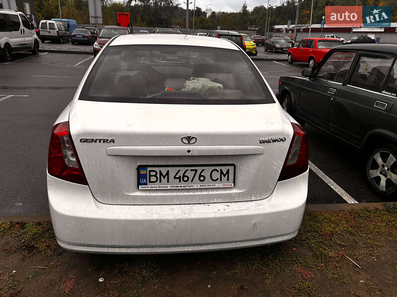 Седан Daewoo Gentra 2013 в Каневі