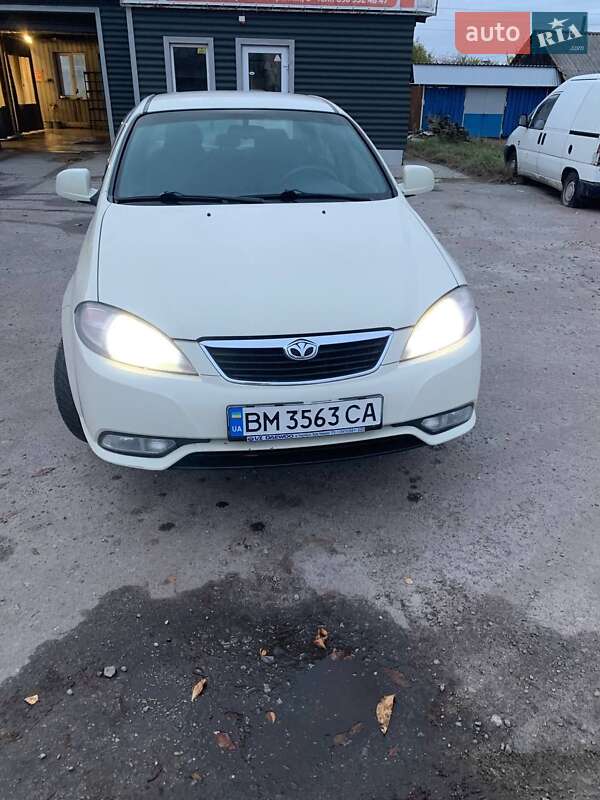 Седан Daewoo Gentra 2013 в Кролевці