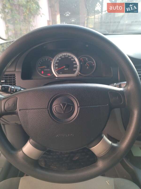 Седан Daewoo Gentra 2014 в Старокостянтинові фото 5 Седан Daewoo Gentra 2014 в Старокостянтинові