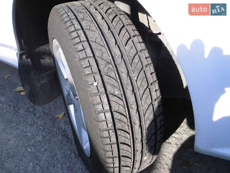 Седан Daewoo Gentra 2013 в Запоріжжі