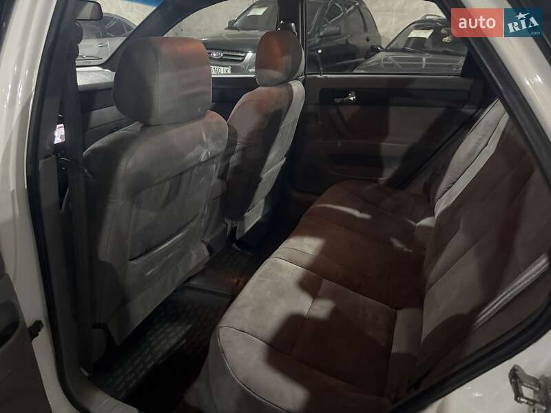 Седан Daewoo Gentra 2013 в Золотоноші