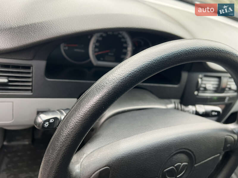 Седан Daewoo Gentra 2013 в Києві