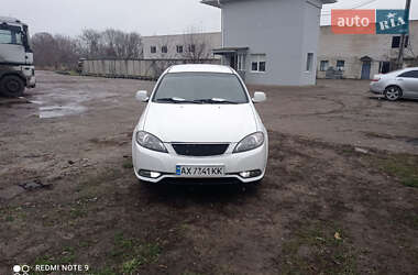Седан Daewoo Gentra 2013 в Харкові