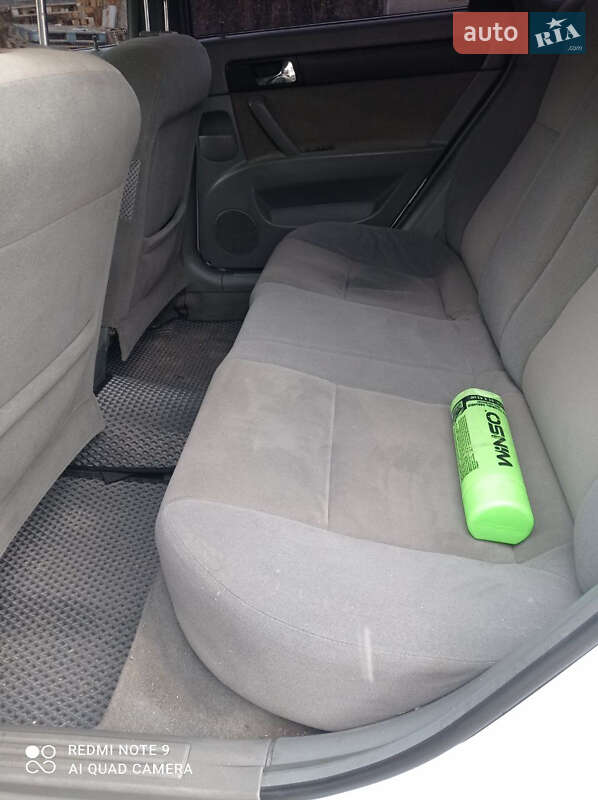 Седан Daewoo Gentra 2013 в Харькове