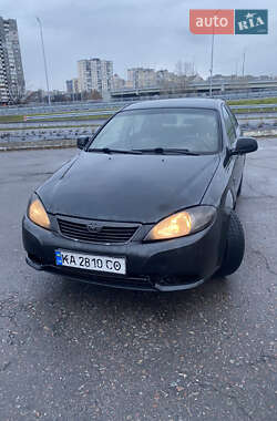 Седан Daewoo Gentra 2015 в Киеве