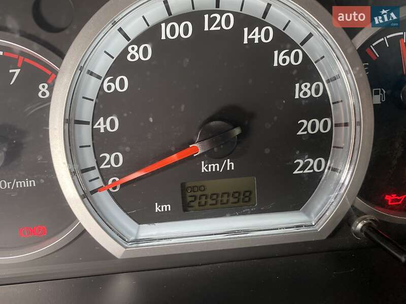 Седан Daewoo Gentra 2013 в Киеве фото 8 Седан Daewoo Gentra 2013 в Киеве