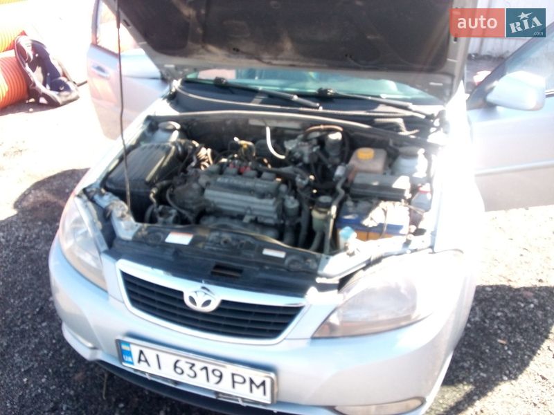 Седан Daewoo Gentra 2014 в Киеве