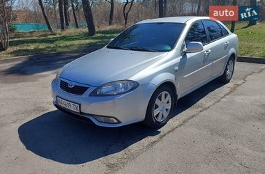 Седан Daewoo Gentra 2014 в Києві
