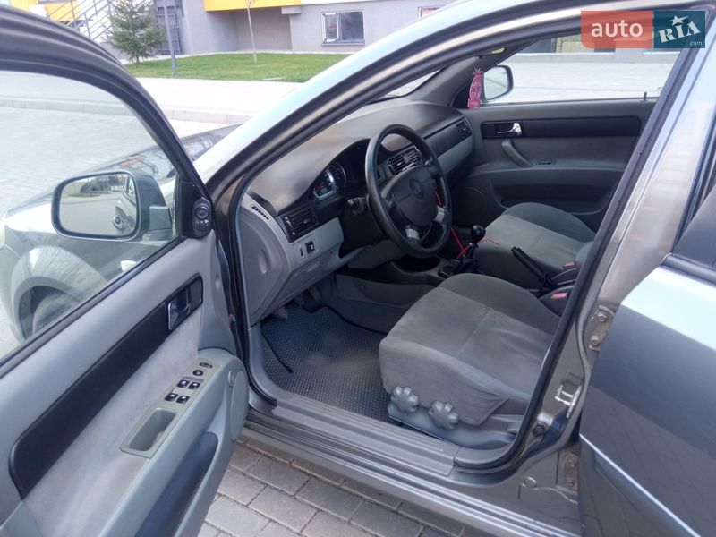 Седан Daewoo Gentra 2013 в Вінниці