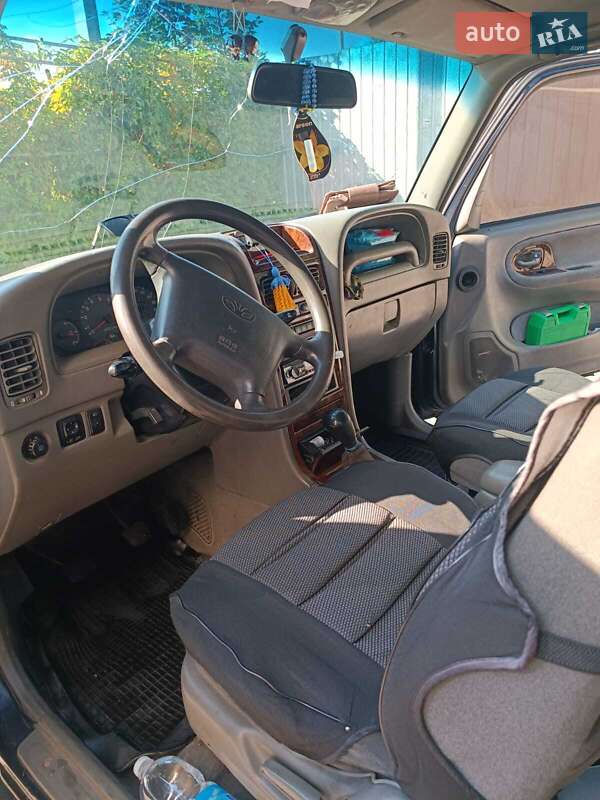 Позашляховик / Кросовер Daewoo Korando 2001 в Синельниковому фото 5 Позашляховик / Кросовер Daewoo Korando 2001 в Синельниковому