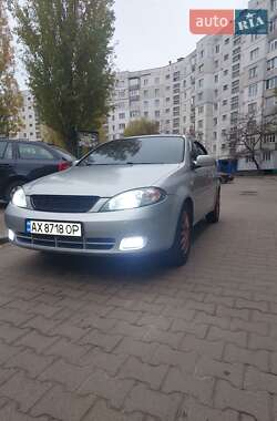 Хетчбек Daewoo Lacetti 2004 в Сумах