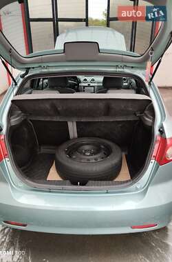 Хетчбек Daewoo Lacetti 2005 в 