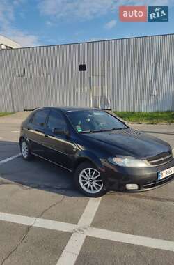 Хэтчбек Daewoo Lacetti 2004 в 