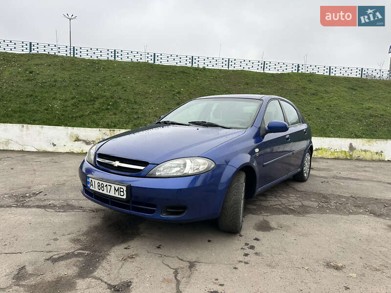 Хетчбек Daewoo Lacetti 2004 в Первомайську