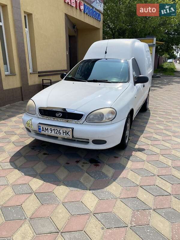 Daewoo Lanos Cargo 2011