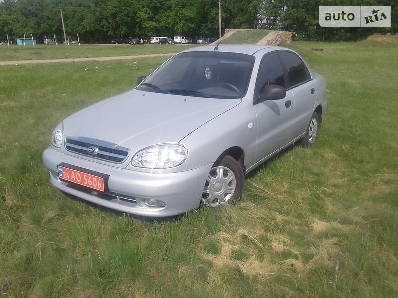 Daewoo Lanos 2011 року