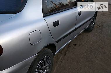 Седан Daewoo Lanos 1998 в 