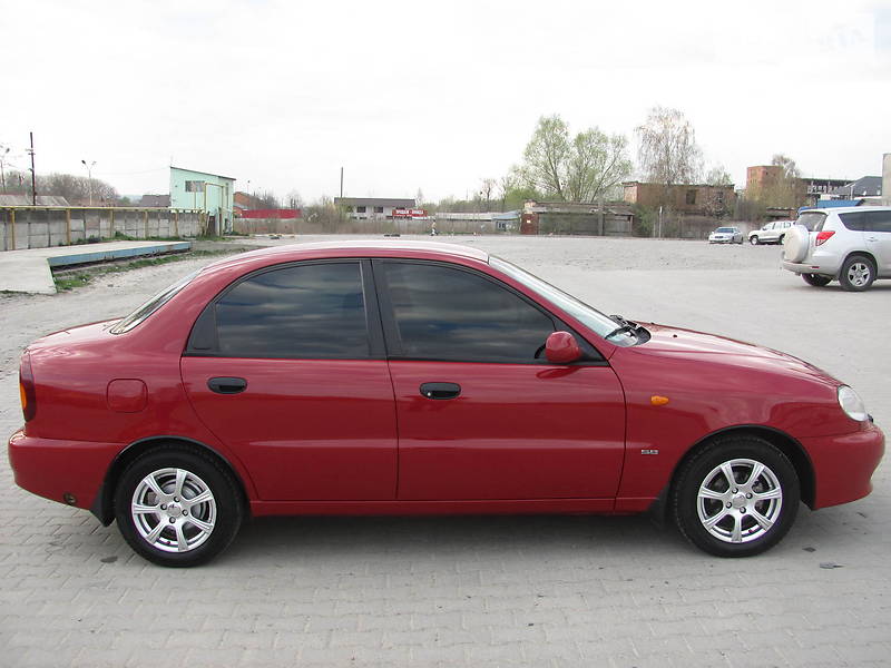 Седан Daewoo Lanos 2006 в Чернівцях