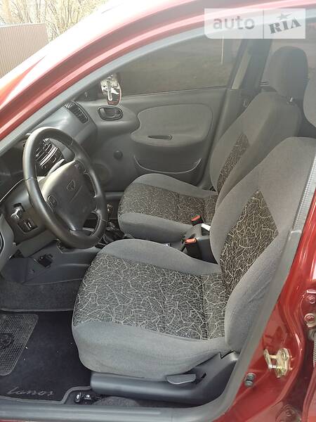Седан Daewoo Lanos 2005 в Більмаку