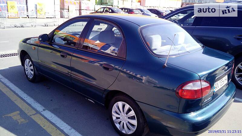 Седан Daewoo Lanos 1999 в Харкові