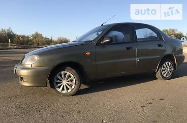 Седан Daewoo Lanos 2004 в Волновахе