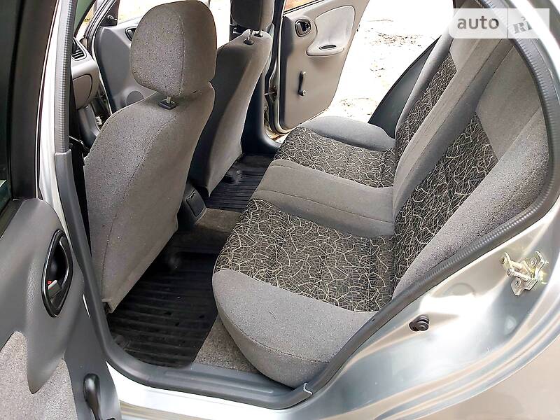 Седан Daewoo Lanos 2006 в Никополе