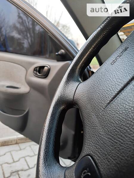 Седан Daewoo Lanos 2008 в Черновцах
