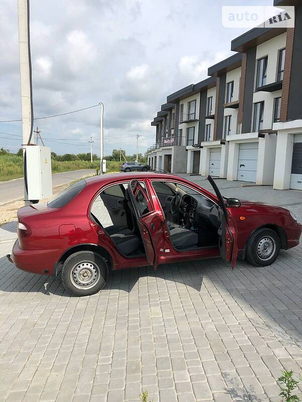 Седан Daewoo Lanos 2006 в Тернополе