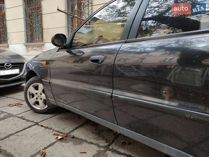 Седан Daewoo Lanos 2006 в Львове