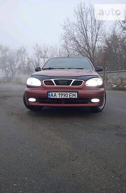 Седан Daewoo Lanos 2004 в Киеве