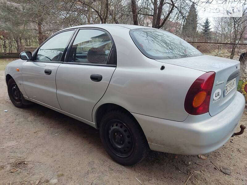 Седан Daewoo Lanos 2005 в Львове