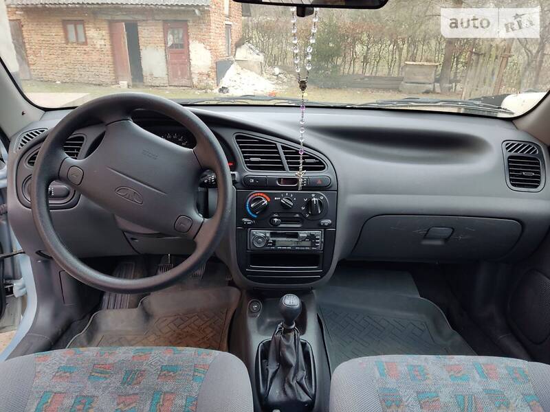 Седан Daewoo Lanos 2005 в Львове