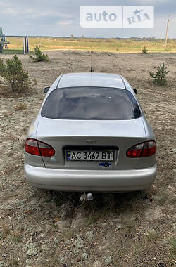 Седан Daewoo Lanos 2005 в Ратным