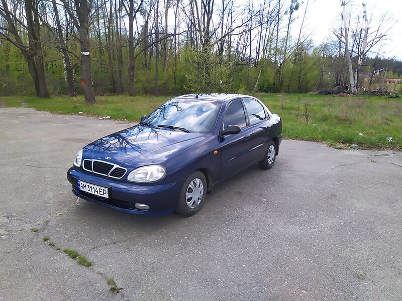 Седан Daewoo Lanos 2003 в Житомире
