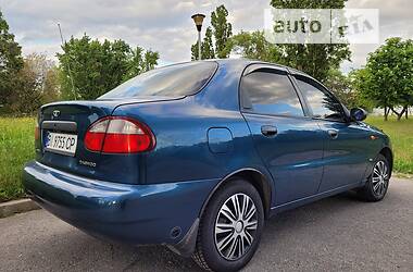 Седан Daewoo Lanos 2002 в Горишних Плавнях