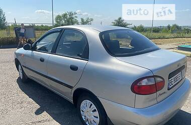 Седан Daewoo Lanos 2005 в Чернівцях