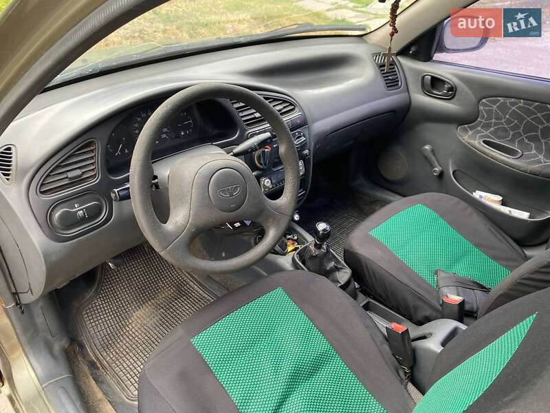 Седан Daewoo Lanos 2003 в Львові
